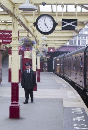 keighley station 7 sm.jpg